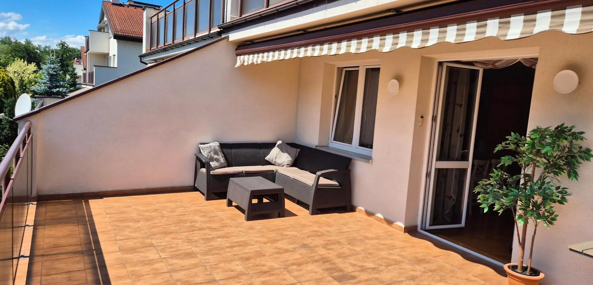 Apartment With Terrace And Garage Krakow